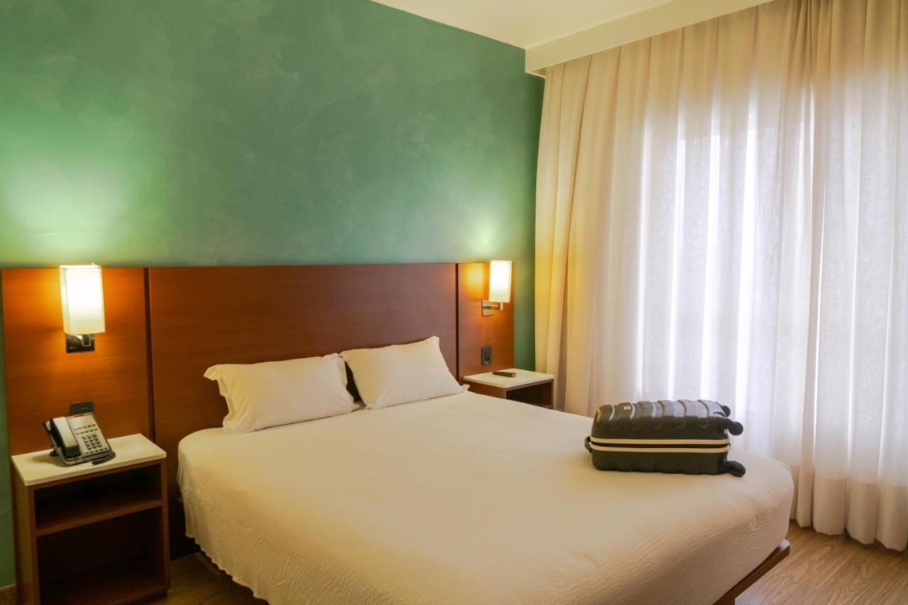 Ibis Styles Curitiba Aeroporto Hotell São José dos Pinhais Exteriör bild