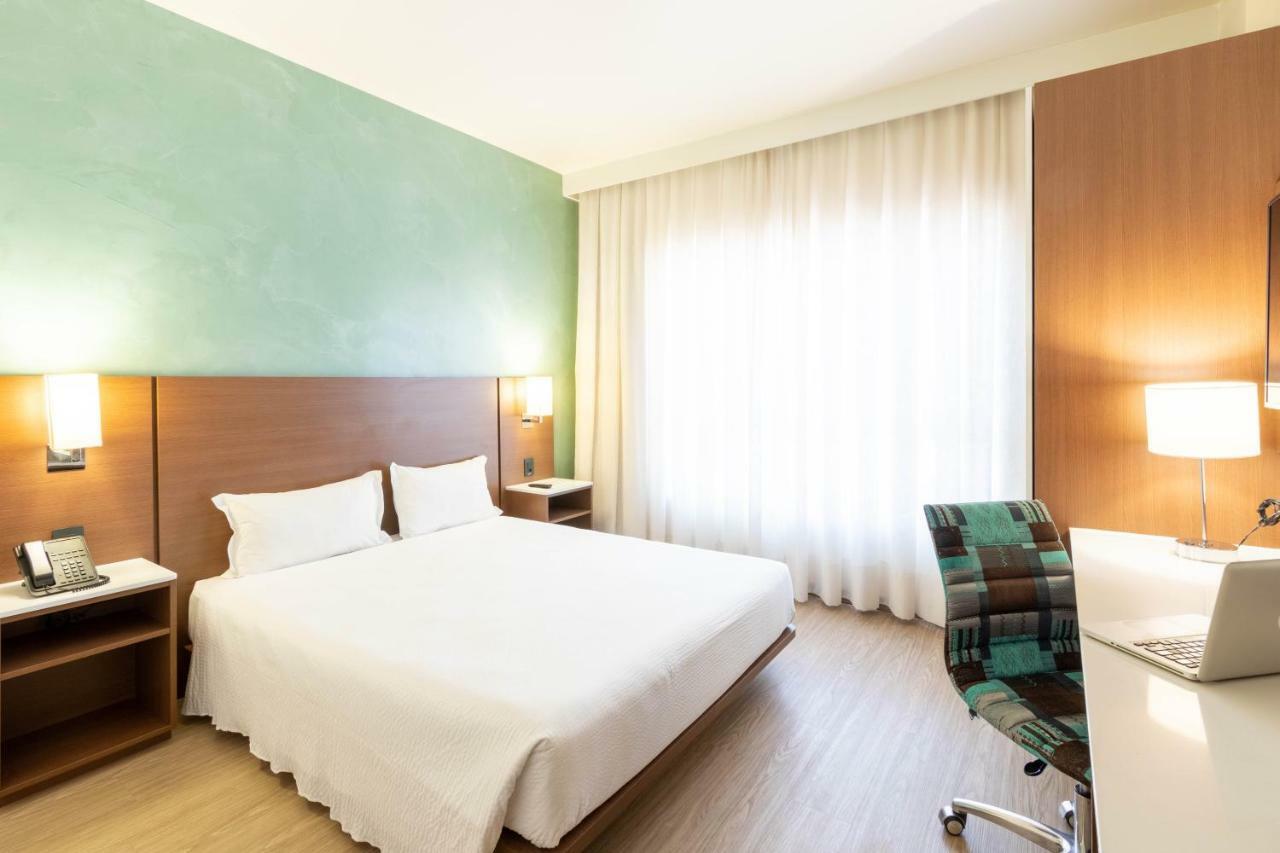 Ibis Styles Curitiba Aeroporto Hotell São José dos Pinhais Exteriör bild